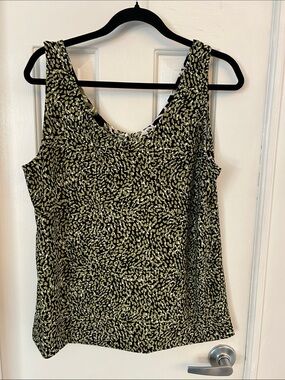REVERSIBLE Olive Green Printed Scoop Neck Tank Top - Women